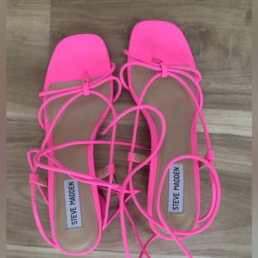 Steve Madden Pink Tie sandal - Picture 3 of 5